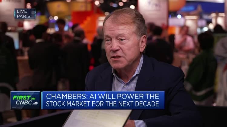 AI will power the stock market for the next decade, says former Cisco CEO John Chambers