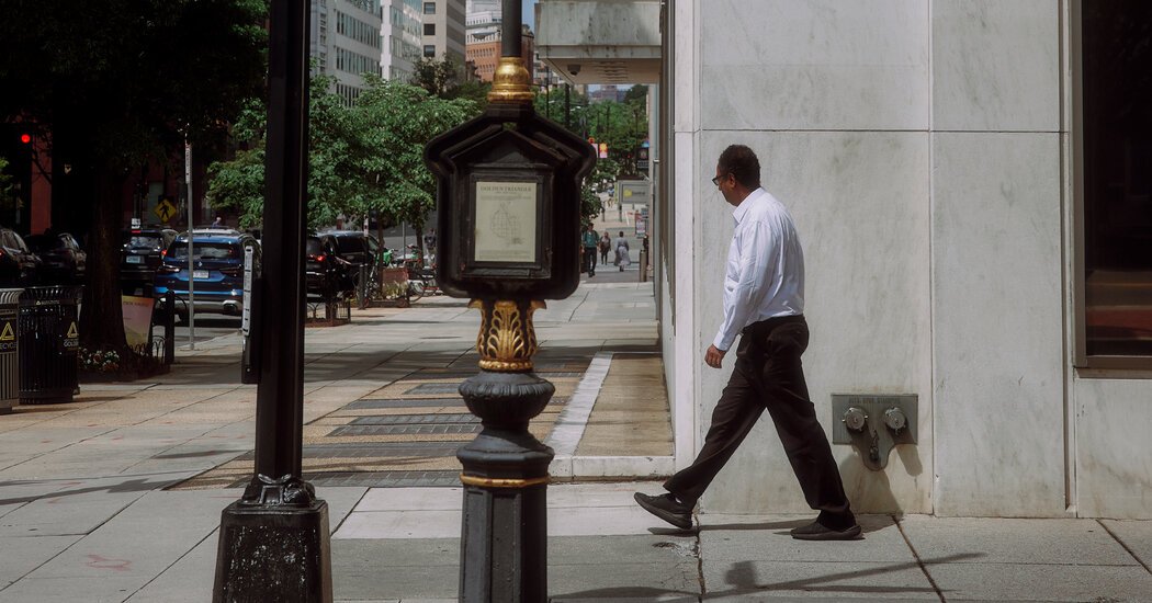 D.C. businesses blame government for empty county offices